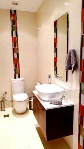 Apartamento Luxurious Brand New Flat With Private Beach