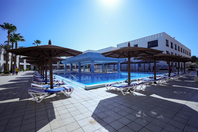 Blend Club Aqua Hotel