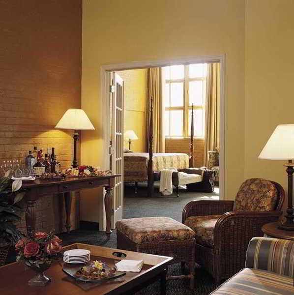 Hotel Hampton Inn & Suites Convention Ctr