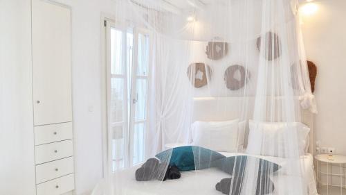 Elia Villa Sleeps 14 With Pool And Air Con