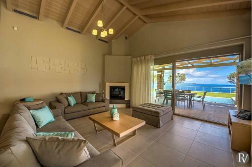 Limni Keriou Villa Sleeps 8 Wifi