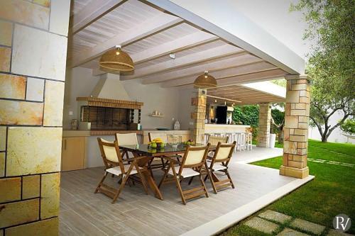 Limni Keriou Villa Sleeps 8 Wifi