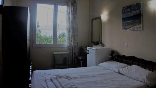 Hotel Batis Rooms