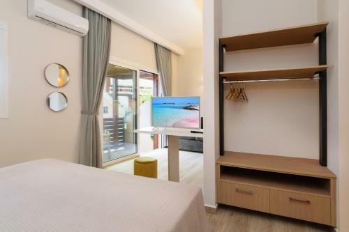 Iliana Apartments