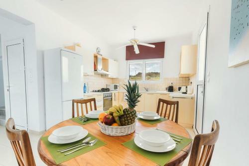 Gennadi Villa Sleeps 5 With Pool And Air Con