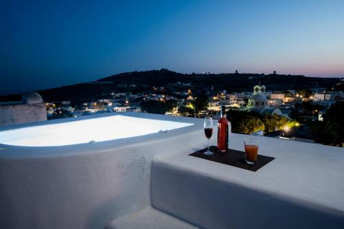 Apartamento Jacuzzi Villa, Vista Mare, The Luna Suite