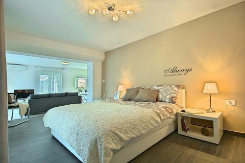 Apartment Leni