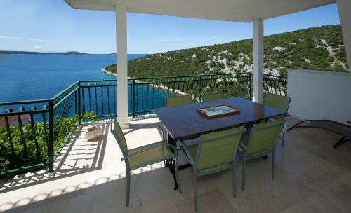 Apartments Paradise