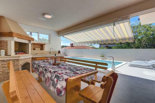 Villa Granny House