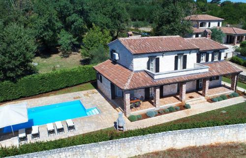 Villas Sino?i?i By Istarski Dvori