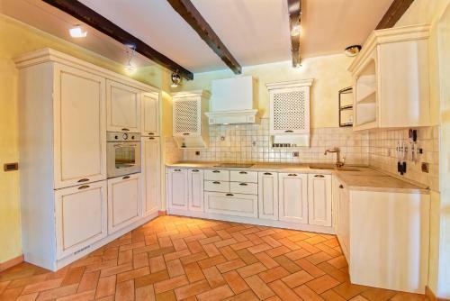 Villa Romana - Luxury Villa With Swimming Pool