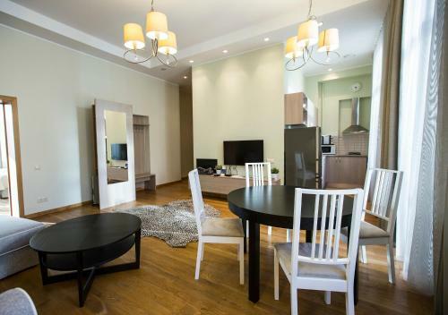 Upisha Street Lux Apartments