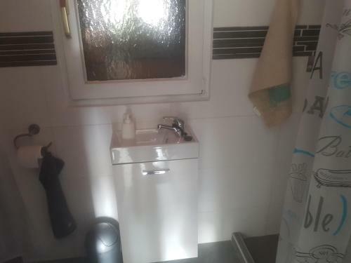 Lovely 2-bed House In Klarici