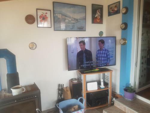 Lovely 2-bed House In Klarici