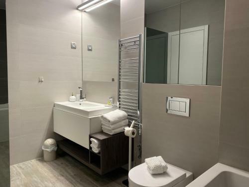 Apartamentos The View Luxury Residence With Pool