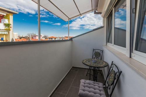 Kuki Apartment With Balcony