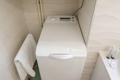 Spacious 2bdr Apartment Few Steps From City Center