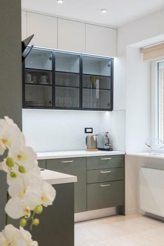 Spacious 2bdr Apartment Few Steps From City Center