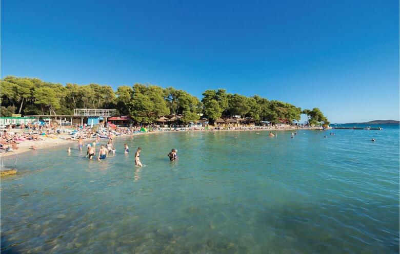 Five-bedroom Holiday Home In Biograd Na Moru