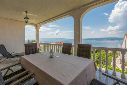 Apartamentos Amila