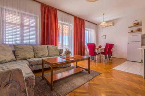 Apartamentos Plovanic