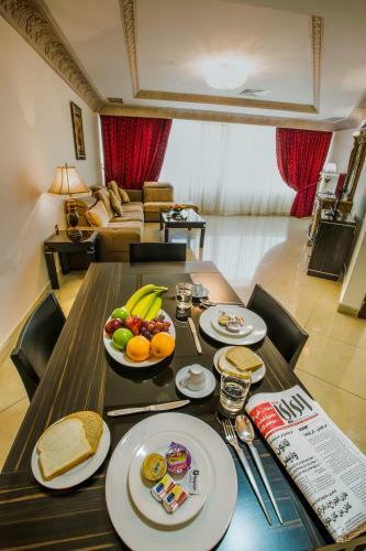 Apartamentos Sara Plaza