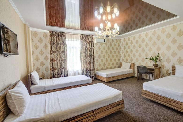 Bed & Breakfast Hotel Kausar