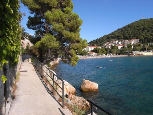 Spacious Apartment In Dubrovnik With Beach Nearby