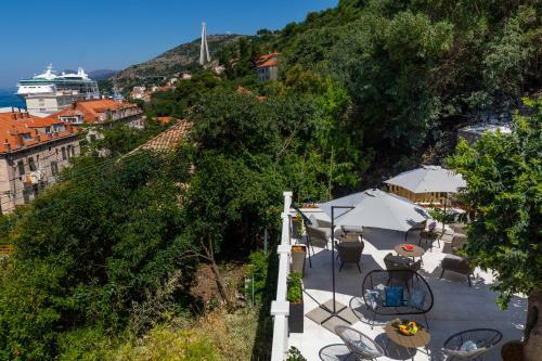 Hostal Apartments And Rooms Villa Naida
