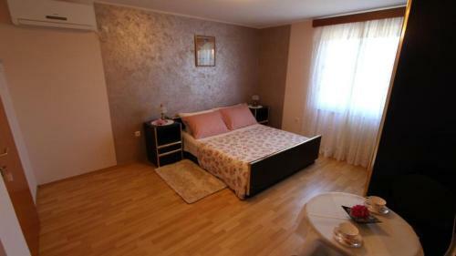 Hostal Apartments Diva