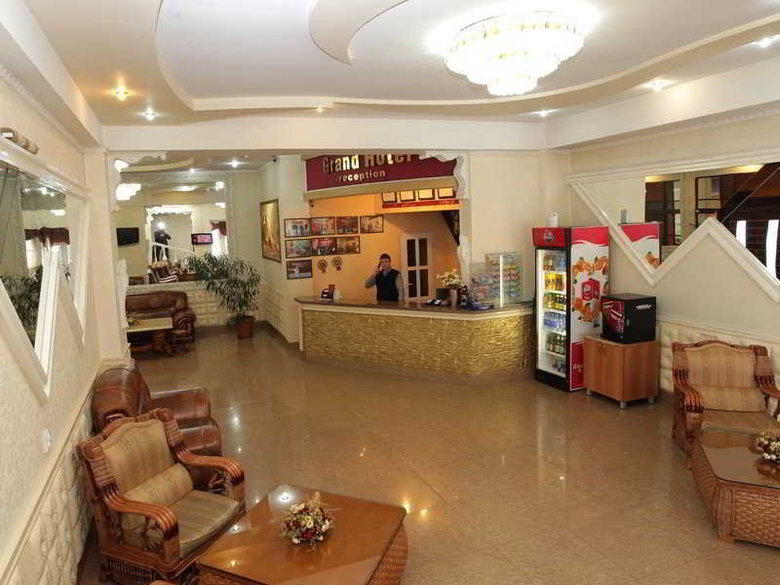 Grand Hotel