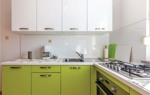 One-bedroom Apartment In Jadranovo