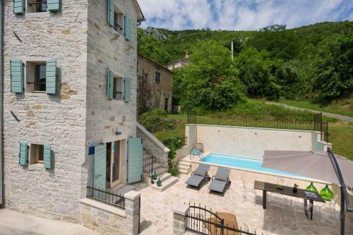 Casa Gradinje