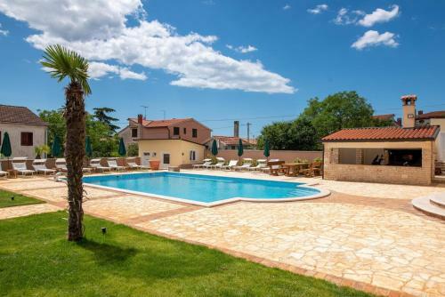 Hostal Via Flavia With Common Pool