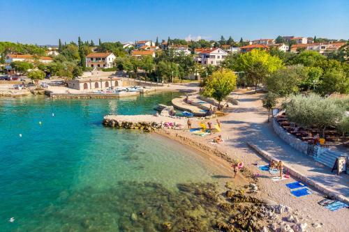 Apartment Bornelius Near The Sea