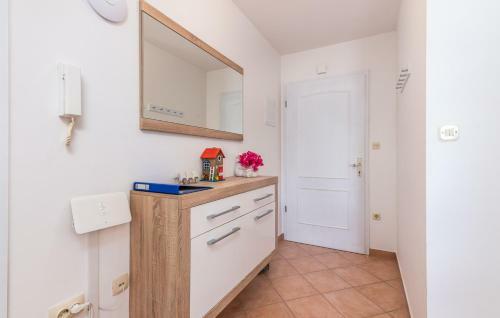 Apartment Bornelius Near The Sea