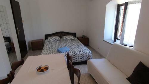 Hostal Apartments Eva