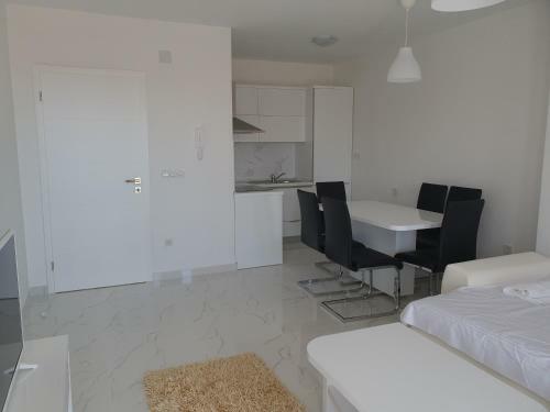 Apartamento Villa Sandy With A Pool