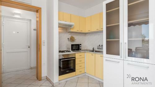 Rona Apartment Nicky