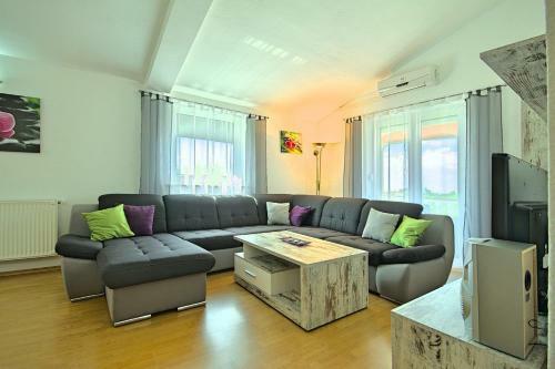 House Nevenka