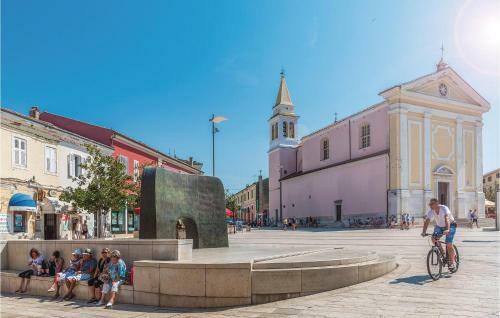 Stunning Home In Nova Vas With Wifi And 2 Bedrooms