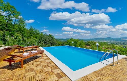 Three-bedroom Holiday Home In Novi Marof
