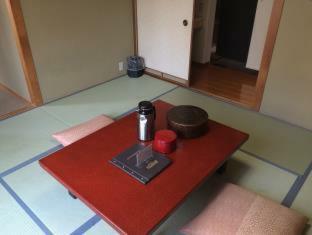Yamatoya Honten Ryokan Osaka