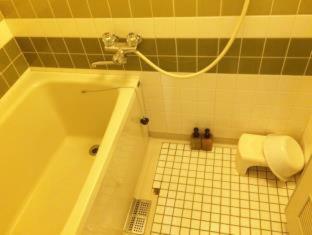 Yamatoya Honten Ryokan Osaka