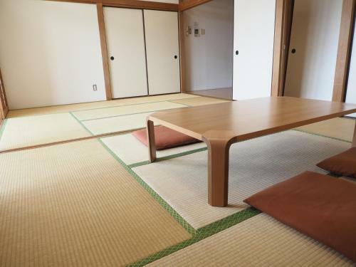 Shin-osaka Youth Hostel