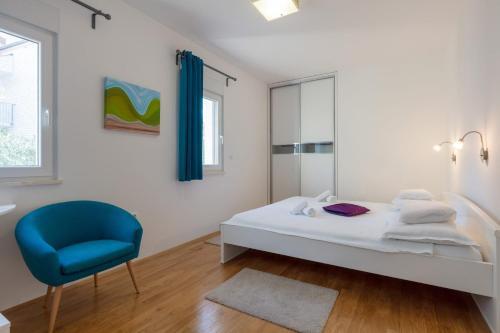 Podstrana Villa Sleeps 9 Pool Air Con Wifi