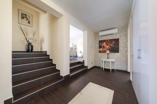 Villa With Pool Belissima