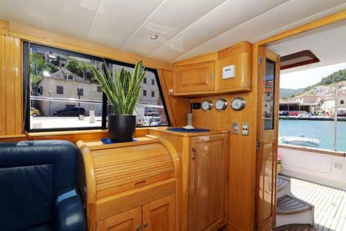 Property With 2 Bedrooms In Pucisca With Wifi