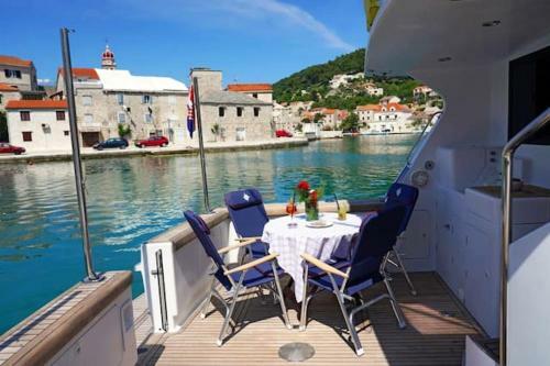 Property With 2 Bedrooms In Pucisca With Wifi