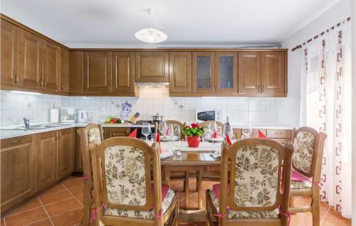 Amazing Apartment In Pula With 3 Bedrooms